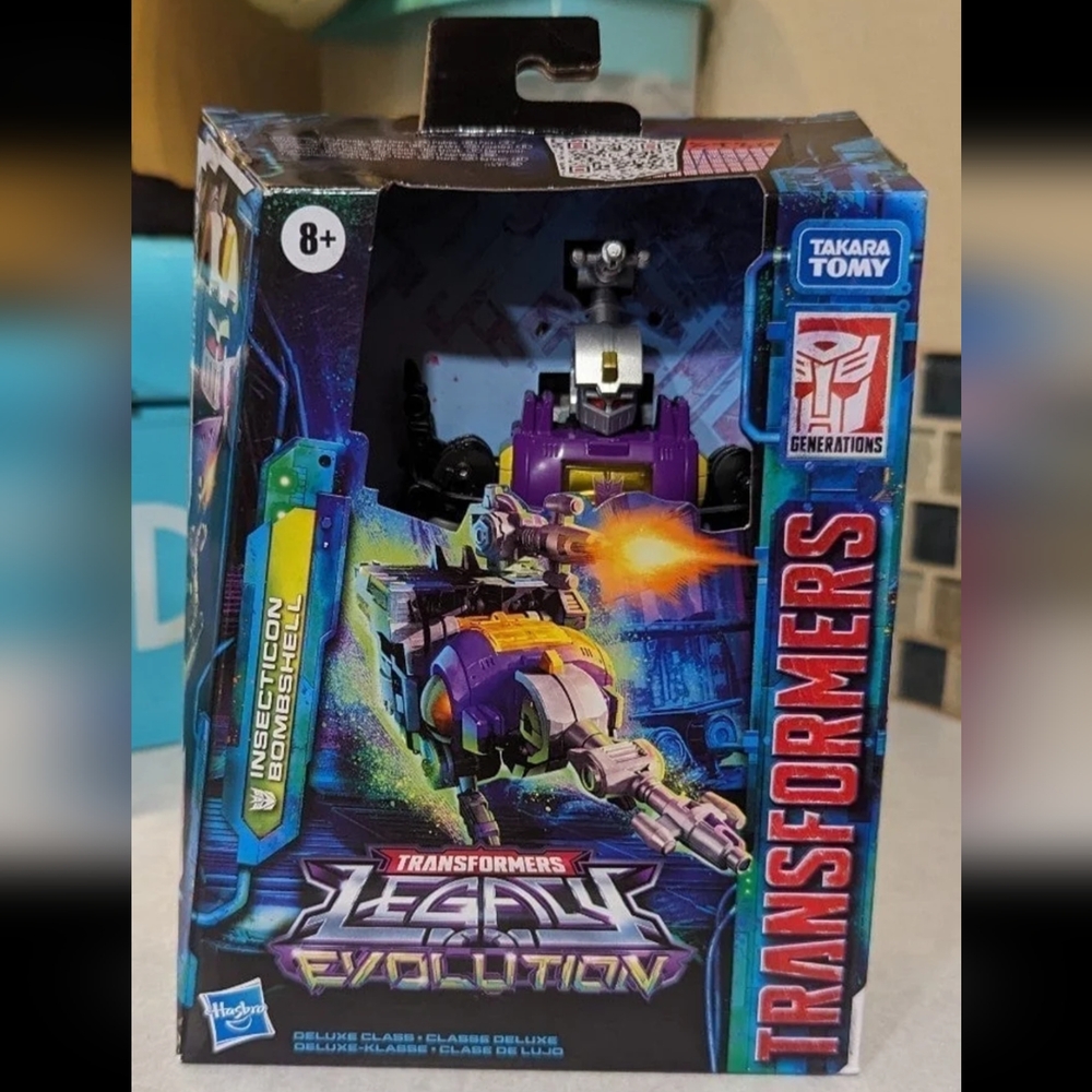 Hasbro Transformers Legacy Evolution Insecticon Bombshell
